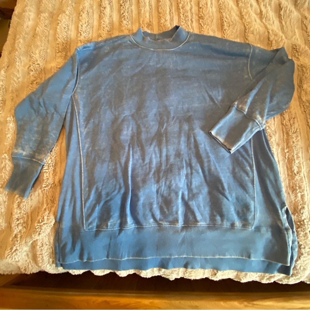 Maurice’s 2x blue cowl neck sweatshirt